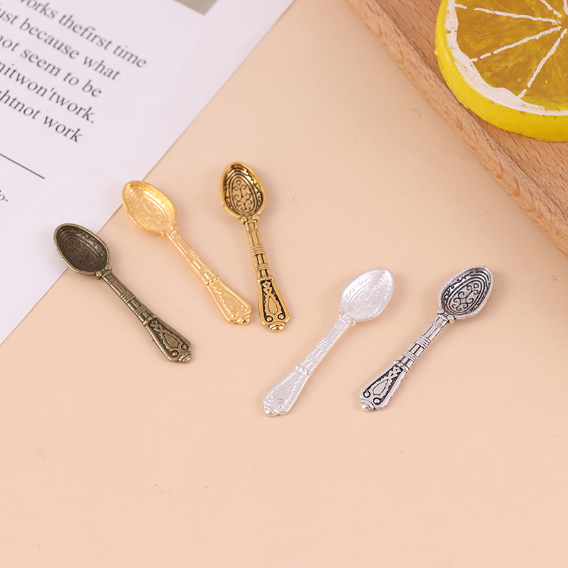 10Pcs 1:12 Dollhouse Miniature - Vintage Collectible Spoons avis et prix